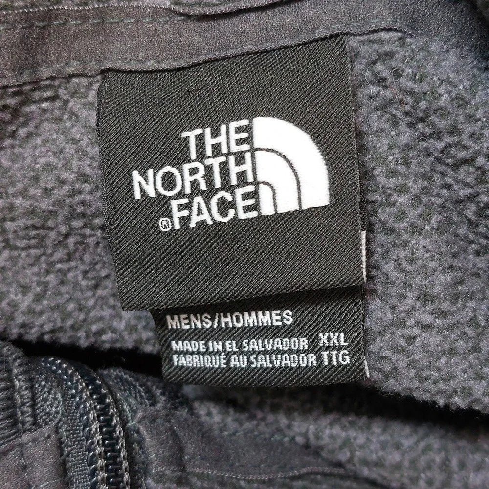 The North Face Quarter Zip Fleece Men's XXL Gray 1/4 Zip Pullover Sweater